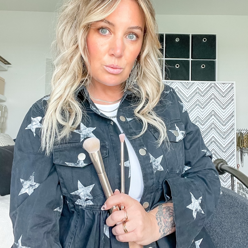 Star-Print Pleated Jacket